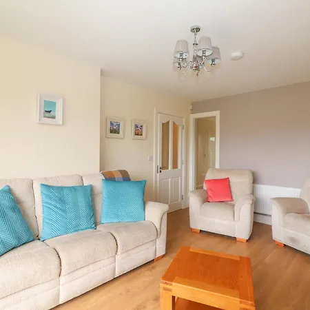 20 Lighthouse Village