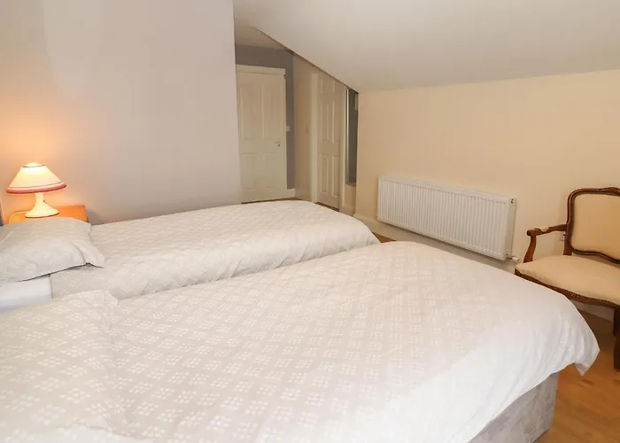 20 Lighthouse Village *