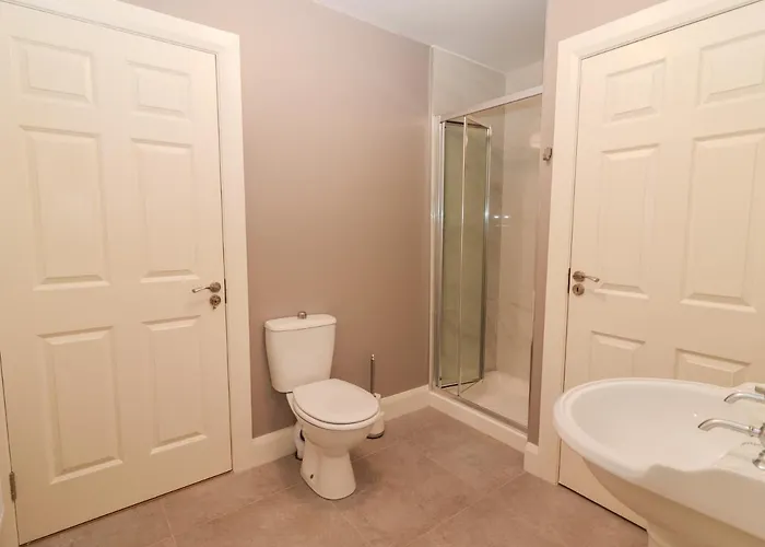 20 Lighthouse Village